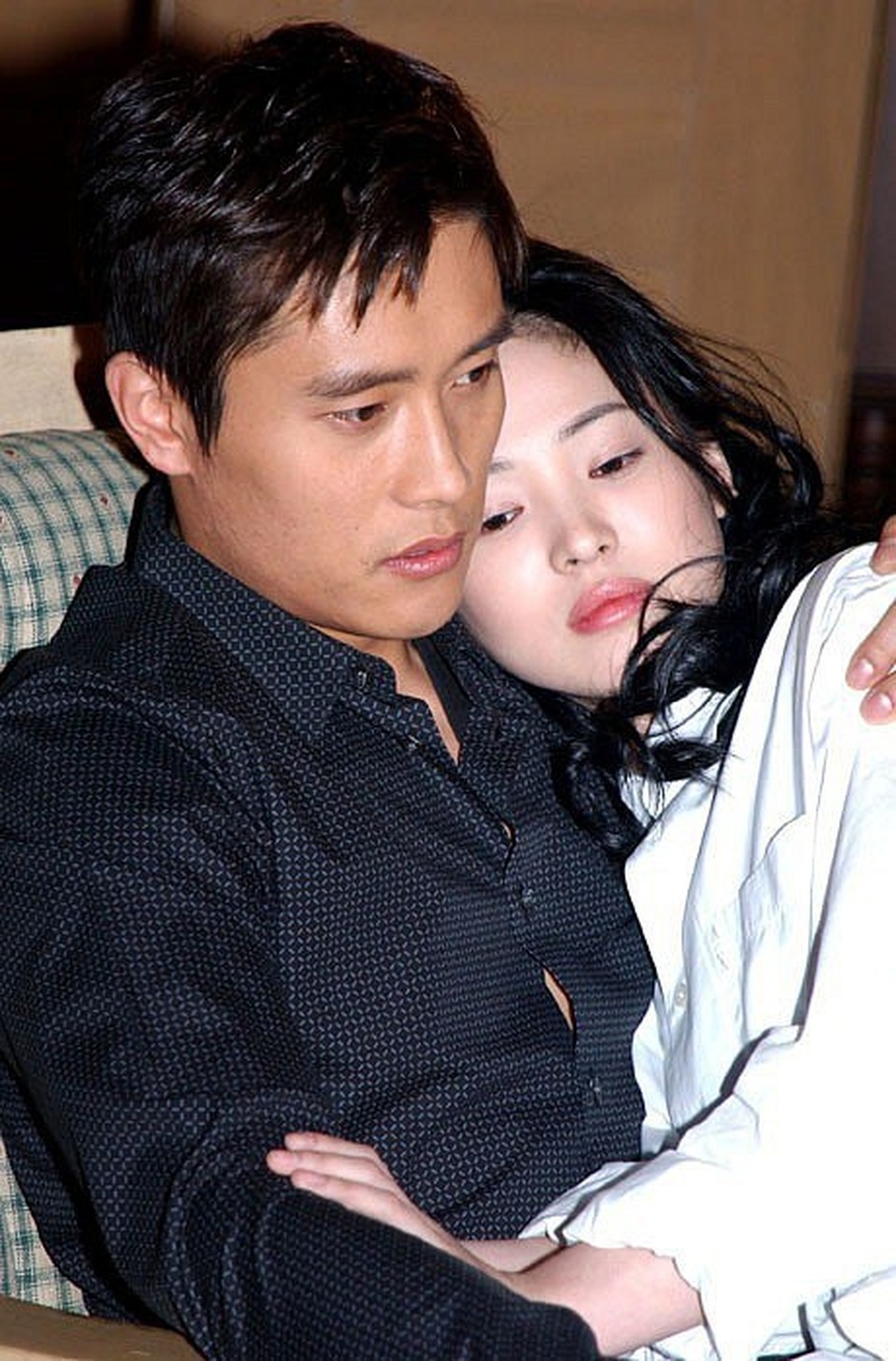 Song Hye Kyo: Tài sắc vẹn toàn nhưng tìm mãi không được “một nửa” yêu thương - 1 Song Hye Kyo: Tài sắc vẹn toàn nhưng tìm mãi không được “một nửa” yêu thương - 1