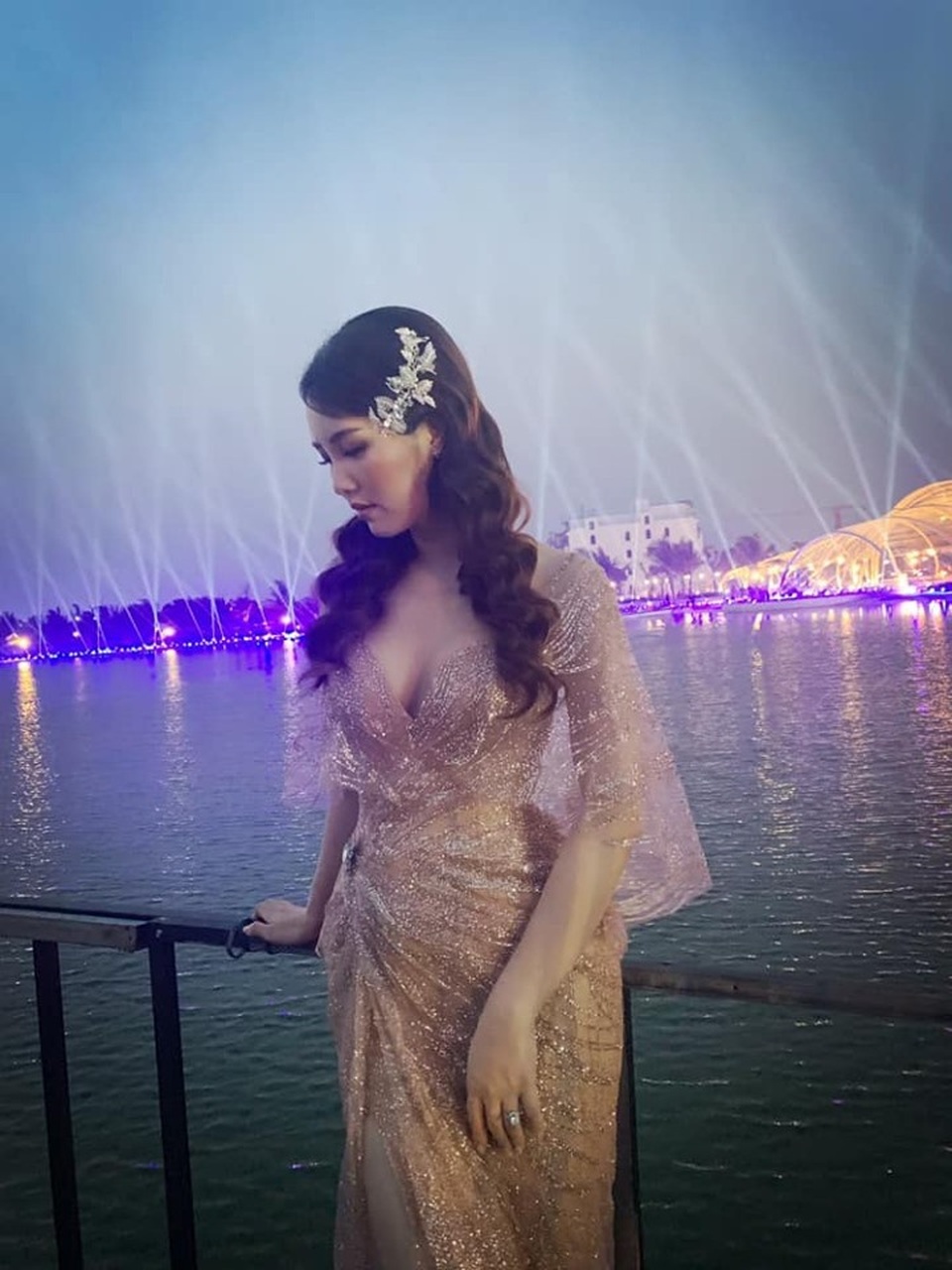 Sao Việt đồng loạt chia sẻ trước tin Song - Song ly dị - 12 Sao Việt đồng loạt chia sẻ trước tin Song - Song ly dị - 12