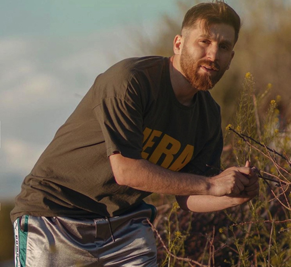 Lionel Messi điêu đứng khi bị giả mạo để… lừa tình - 2