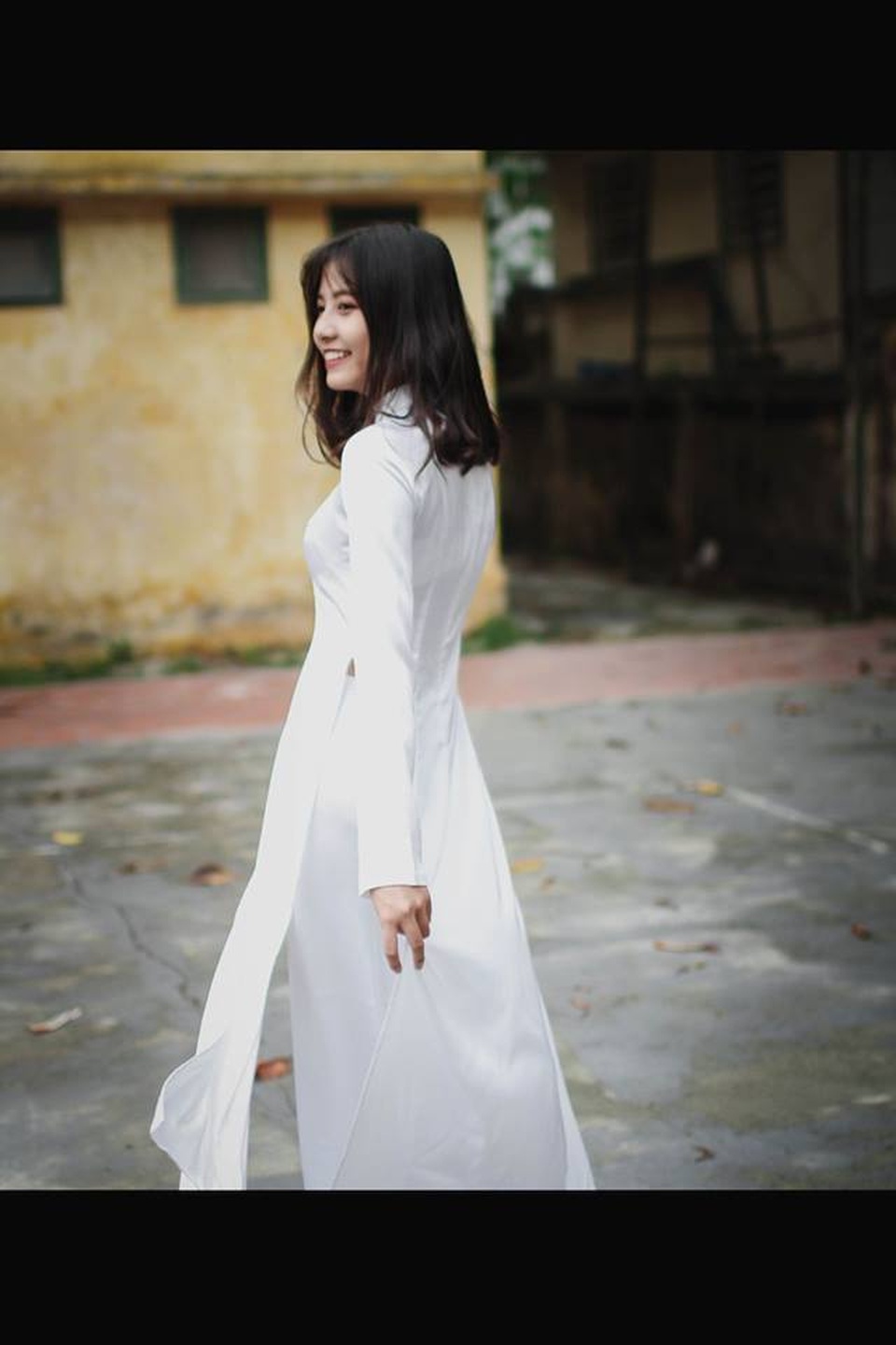 Nữ sinh hút ánh nhìn vì nụ cười tỏa nắng tại kỳ thi THPT Quốc gia - 7 Nữ sinh hút ánh nhìn vì nụ cười tỏa nắng tại kỳ thi THPT Quốc gia - 7