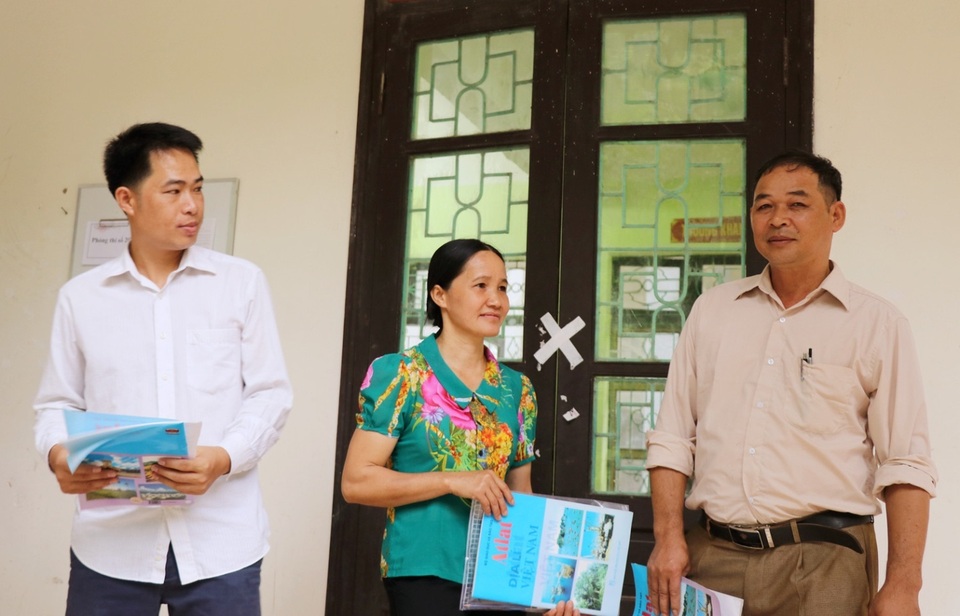 Những thí sinh cao tuổi vùng biên: Đi thi THPT quốc gia để làm gương cho con cháu - 2