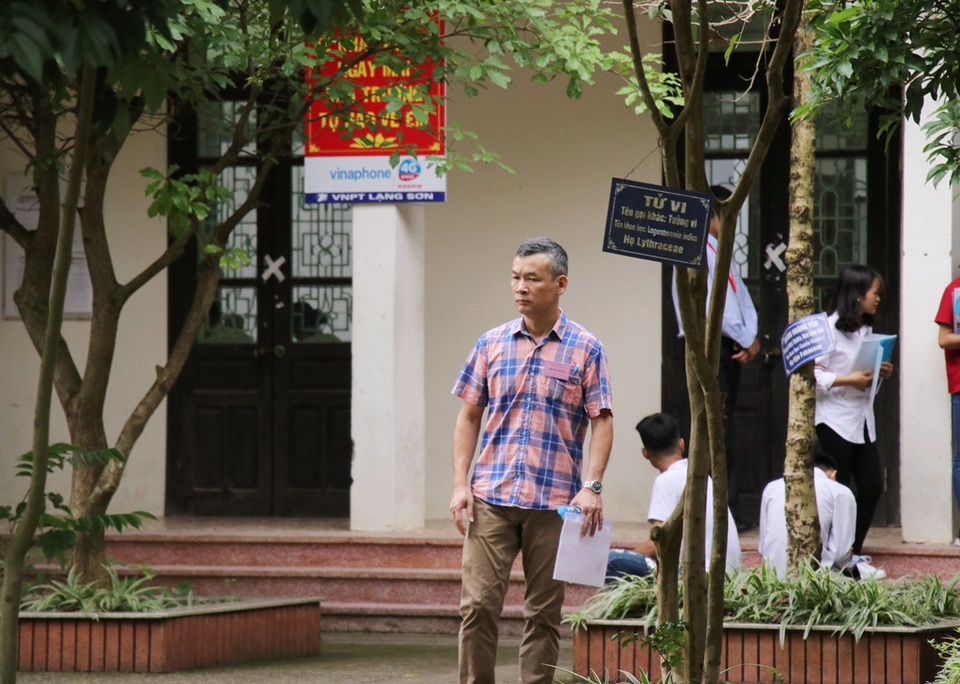 Những thí sinh cao tuổi vùng biên: Đi thi THPT quốc gia để làm gương cho con cháu - 3