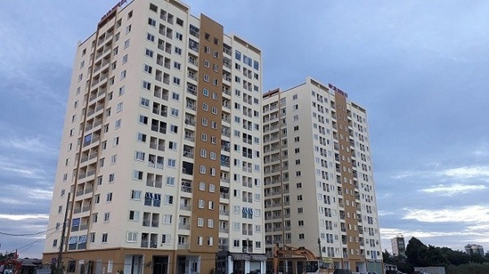 Sang nhượng chênh lệch mấy trăm triệu, vẫn lót chiếu nằm chờ - 2 Sang nhượng chênh lệch mấy trăm triệu, vẫn lót chiếu nằm chờ - 2