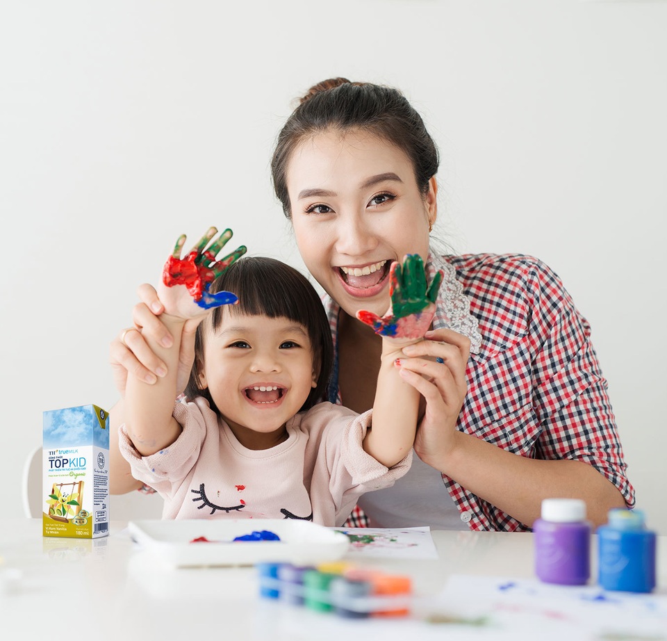 Sữa tươi công thức TOPKID - dinh dưỡng phù hợp cho trẻ từ 2 tuổi - 2 Sữa tươi công thức TOPKID - dinh dưỡng phù hợp cho trẻ từ 2 tuổi - 2