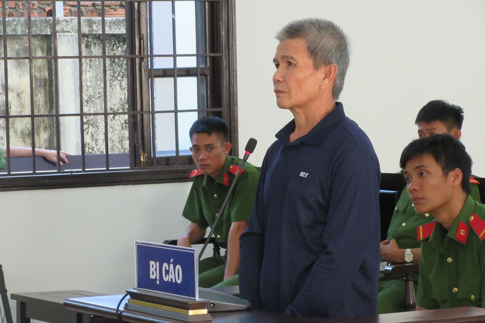 Người đàn ông giết bé gái 10 tuổi một cách tàn độc - 1 Người đàn ông giết bé gái 10 tuổi một cách tàn độc - 1