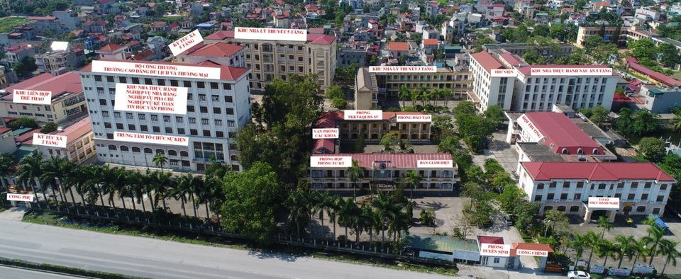 Trường Cao đẳng Du lịch và Thương mại thông báo tuyển sinh năm 2019 - 1 Trường Cao đẳng Du lịch và Thương mại thông báo tuyển sinh năm 2019 - 1