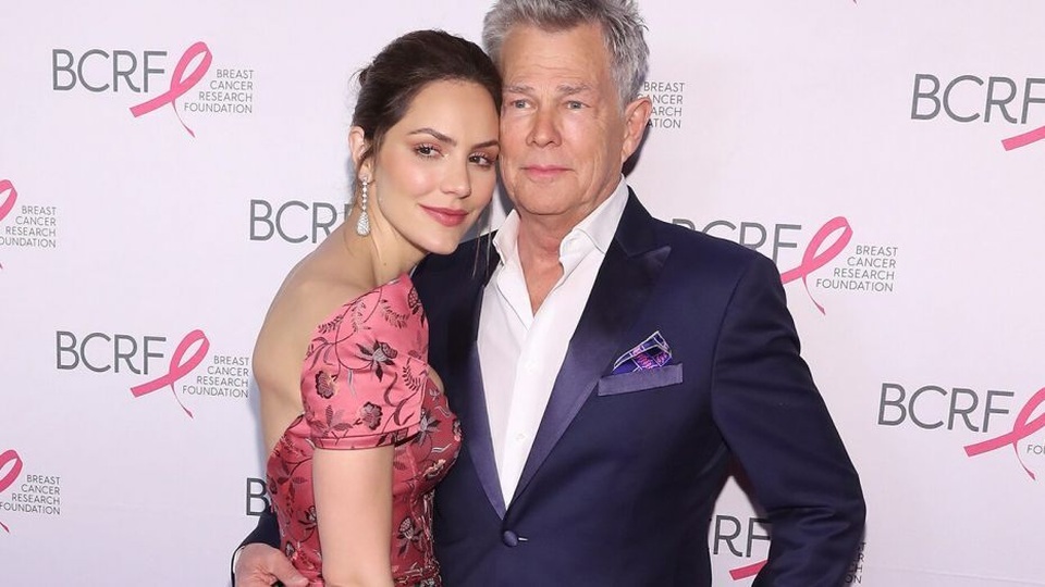 Katharine McPhee khoe ngực đầy đặn sau đám cưới - 9 Katharine McPhee khoe ngực đầy đặn sau đám cưới - 9