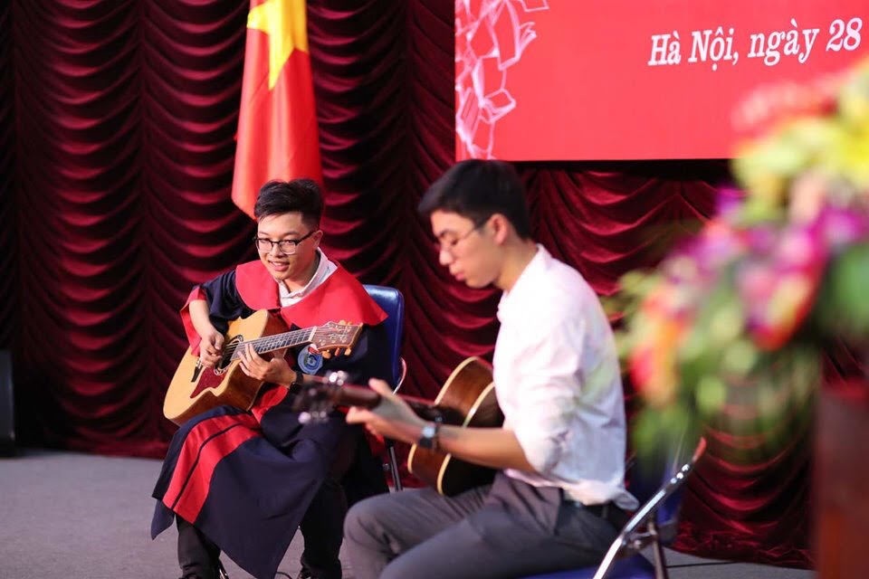 Bài học vô giá giúp tân cử nhân đạt học bổng tiến sĩ của Mỹ trị giá 8,4 tỷ đồng - 2 Bài học vô giá giúp tân cử nhân đạt học bổng tiến sĩ của Mỹ trị giá 8,4 tỷ đồng - 2