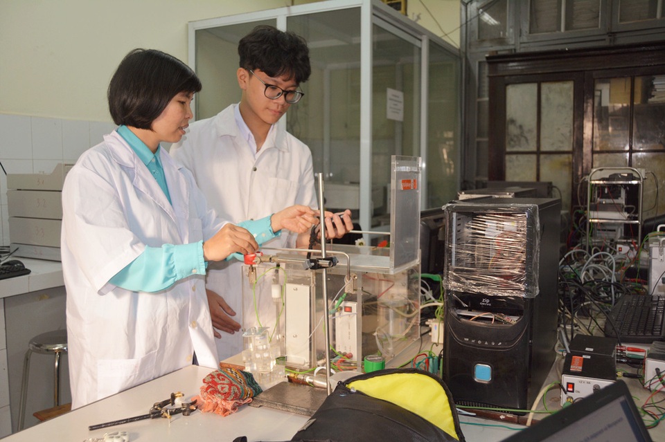 Nam sinh 16 tuổi sở hữu loạt giải thưởng nghiên cứu khoa học ấn tượng - 1 Nam sinh 16 tuổi sở hữu loạt giải thưởng nghiên cứu khoa học ấn tượng - 1