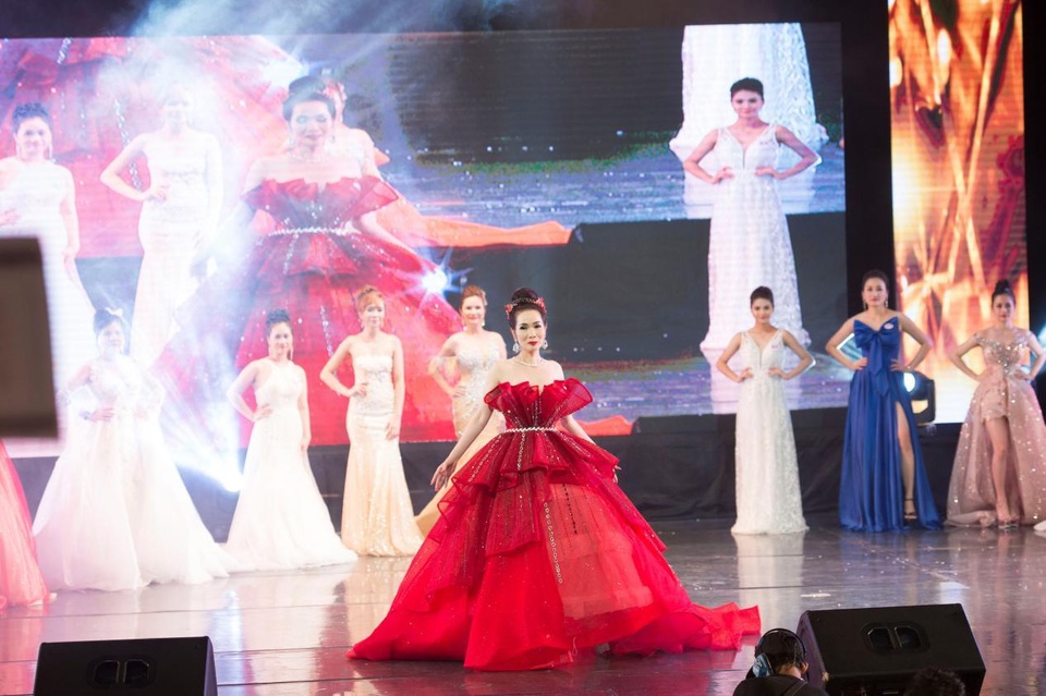 Hoa hậu Doanh nhân Quốc tế 2019 gọi tên thí sinh Vivian Trần - 3 Hoa hậu Doanh nhân Quốc tế 2019 gọi tên thí sinh Vivian Trần - 3