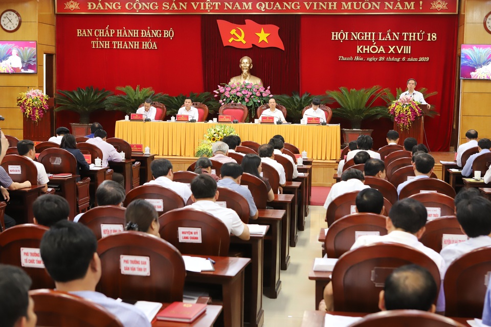 Thanh Hóa cần nghiên cứu để trở thành trung tâm lọc hóa dầu Việt Nam - 1 Thanh Hóa cần nghiên cứu để trở thành trung tâm lọc hóa dầu Việt Nam - 1