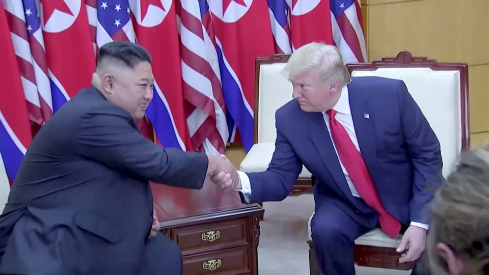 Mỹ - Triều tái khởi động đàm phán hạt nhân sau cuộc gặp lịch sử Trump - Kim - 13 Mỹ - Triều tái khởi động đàm phán hạt nhân sau cuộc gặp lịch sử Trump - Kim - 13
