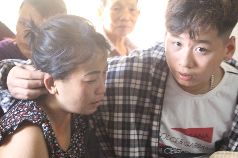 Quê nhà đứt ruột đợi tin 9 thuyền viên mất tích trên biển - 3