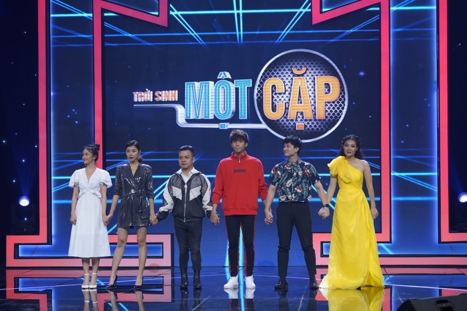 Đạo diễn Quang Dũng bị hạ gục bởi sự nóng bỏng của Đồng Ánh Quỳnh - 13 Đạo diễn Quang Dũng bị hạ gục bởi sự nóng bỏng của Đồng Ánh Quỳnh - 13