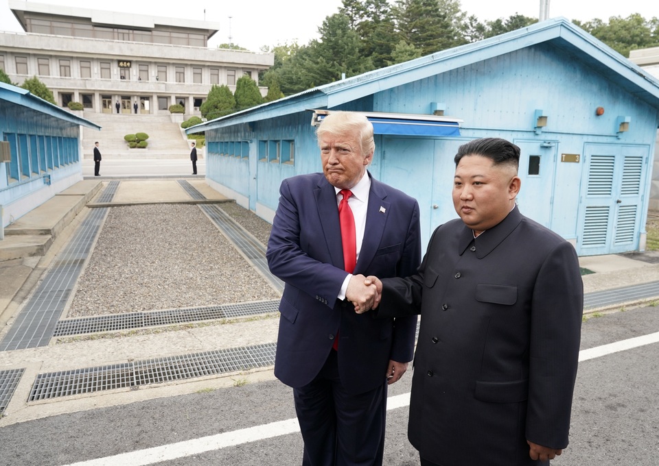 Mỹ - Triều tái khởi động đàm phán hạt nhân sau cuộc gặp lịch sử Trump - Kim - 15 Mỹ - Triều tái khởi động đàm phán hạt nhân sau cuộc gặp lịch sử Trump - Kim - 15