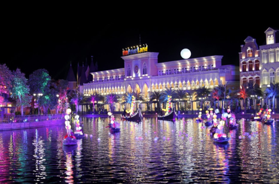 Kỳ ảo màn trình diễn “Thương cảng thần tiên” tại Vinpearl Land Nam Hội An - 4 Kỳ ảo màn trình diễn “Thương cảng thần tiên” tại Vinpearl Land Nam Hội An - 4