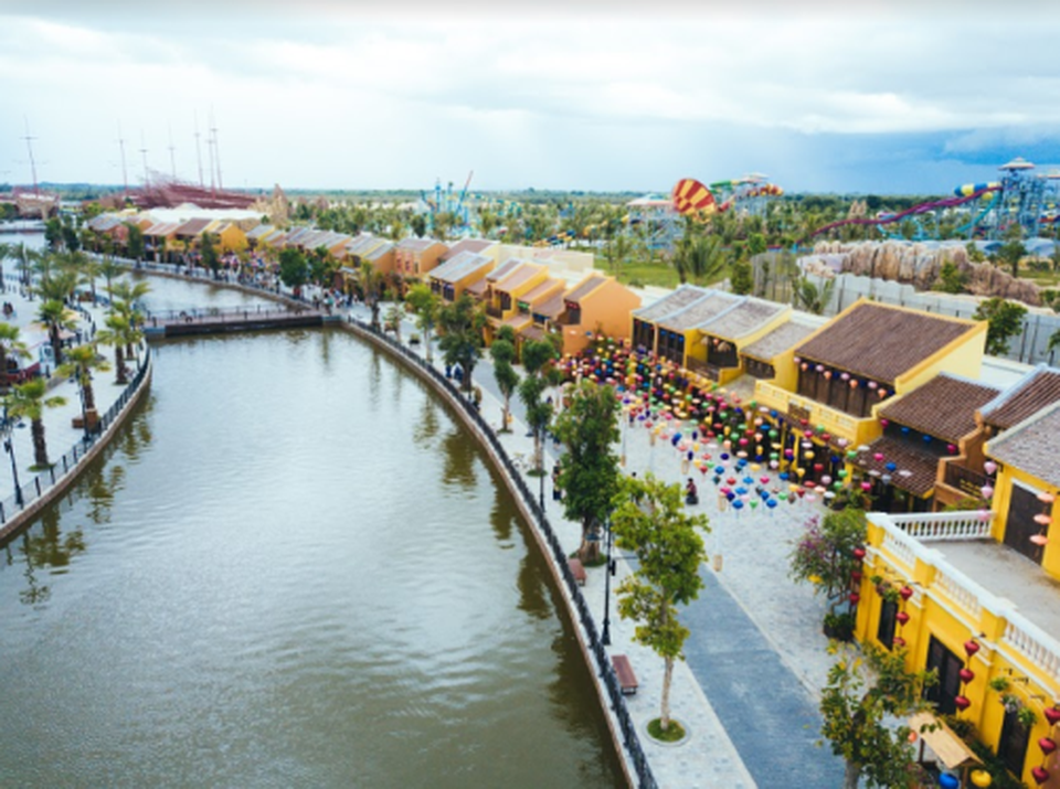 Kỳ ảo màn trình diễn “Thương cảng thần tiên” tại Vinpearl Land Nam Hội An - 6 Kỳ ảo màn trình diễn “Thương cảng thần tiên” tại Vinpearl Land Nam Hội An - 6