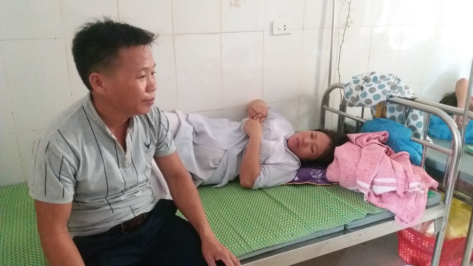 Bộ Y tế chỉ đạo nóng vụ bé sơ sinh tử vong với vết thương dài trên cổ - 2 Bộ Y tế chỉ đạo nóng vụ bé sơ sinh tử vong với vết thương dài trên cổ - 2