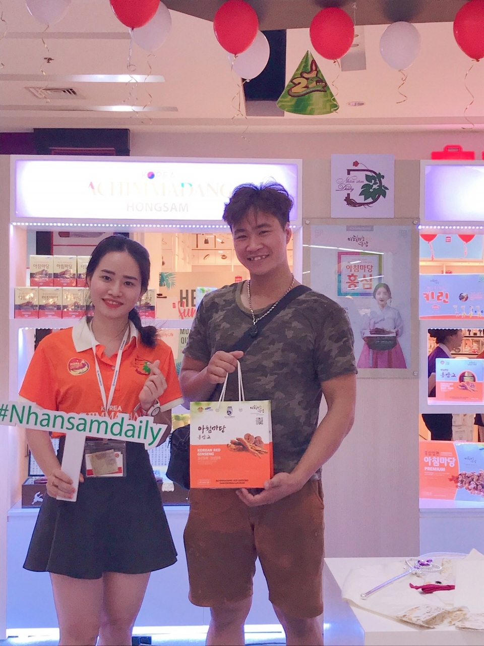 Hồng sâm nổi tiếng ACHIMMDANG tổ chức triển lãm thực phẩm tốt cho người tiểu đường, cao huyết áp, tim mạch - 3 Hồng sâm nổi tiếng ACHIMMDANG tổ chức triển lãm thực phẩm tốt cho người tiểu đường, cao huyết áp, tim mạch - 3