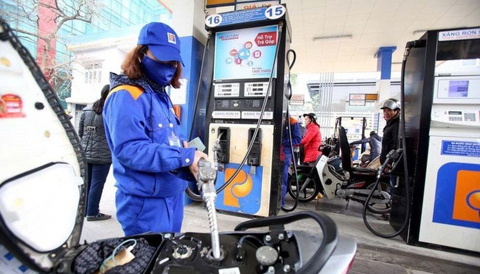 Giá xăng dự kiến lại tăng vào ngày mai - 1 Giá xăng dự kiến lại tăng vào ngày mai - 1