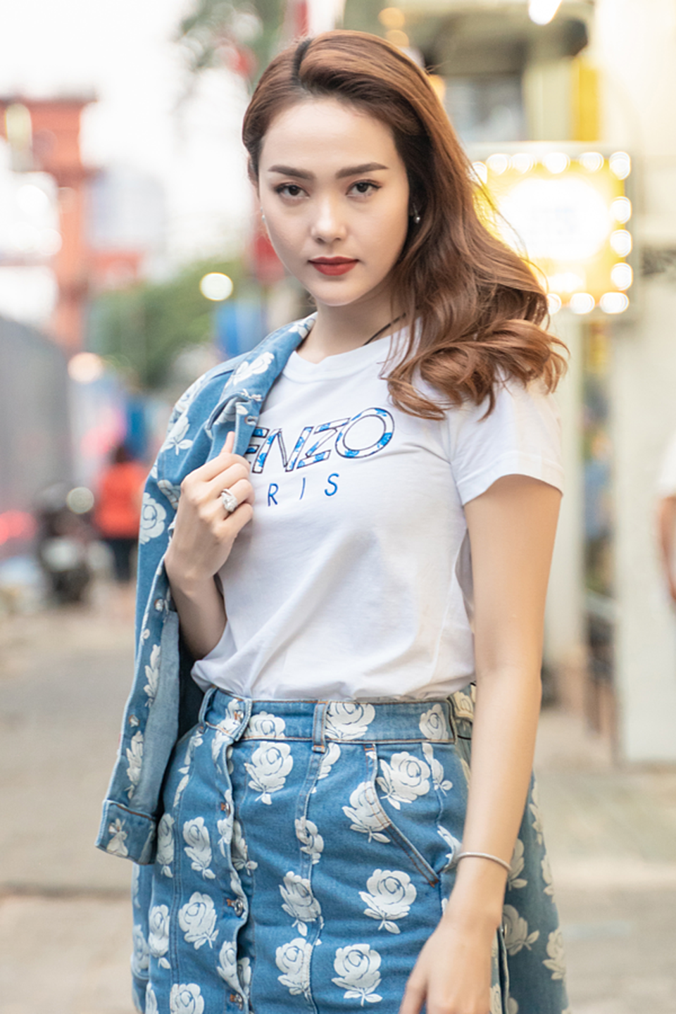 Minh Hằng: “35 tuổi mới lấy chồng, sẽ không làm mẹ đơn thân...” - 2 Minh Hằng: “35 tuổi mới lấy chồng, sẽ không làm mẹ đơn thân...” - 2