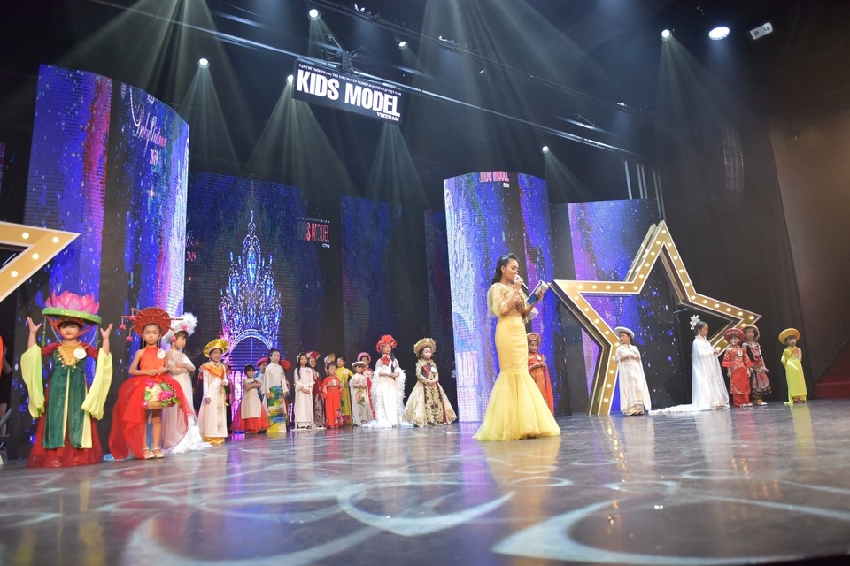 Dương Phan Hải Nguyên - Cô bé đến từ Lâm Đồng đăng quang MISS BABY VIỆT NAM 2019 - 5 Dương Phan Hải Nguyên - Cô bé đến từ Lâm Đồng đăng quang MISS BABY VIỆT NAM 2019 - 5