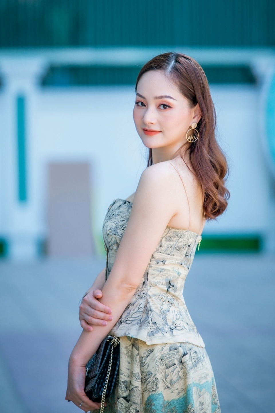 Bất chấp “tiểu tam” phá quấy, vợ chồng “Nàng dâu order” tình tứ từ màn ảnh đến đời thực - 10 Bất chấp “tiểu tam” phá quấy, vợ chồng “Nàng dâu order” tình tứ từ màn ảnh đến đời thực - 10