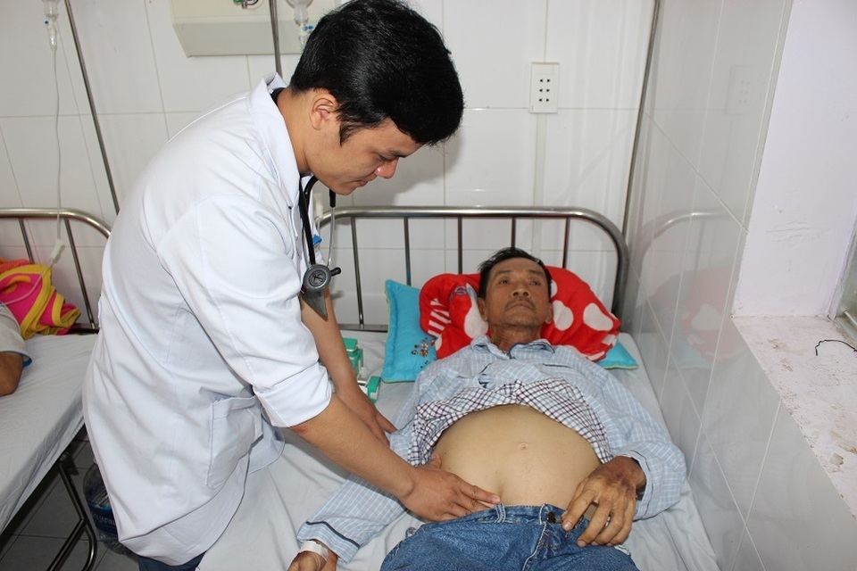 Người đàn ông độc thân nằm chờ chết trên vũng máu - 2 Người đàn ông độc thân nằm chờ chết trên vũng máu - 2