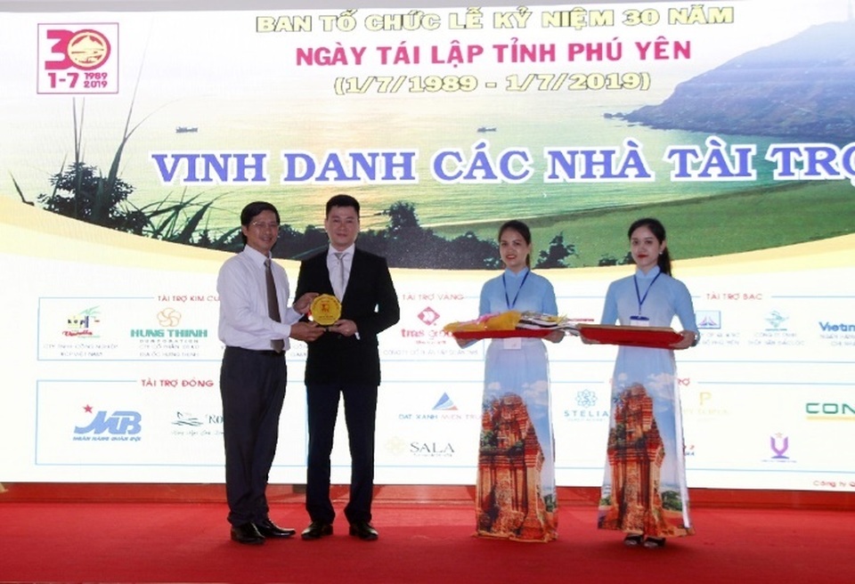 Tập đoàn TMS đồng hành tổ chức Lễ kỷ niệm 30 năm ngày tái lập tỉnh Phú Yên - 2 Tập đoàn TMS đồng hành tổ chức Lễ kỷ niệm 30 năm ngày tái lập tỉnh Phú Yên - 2