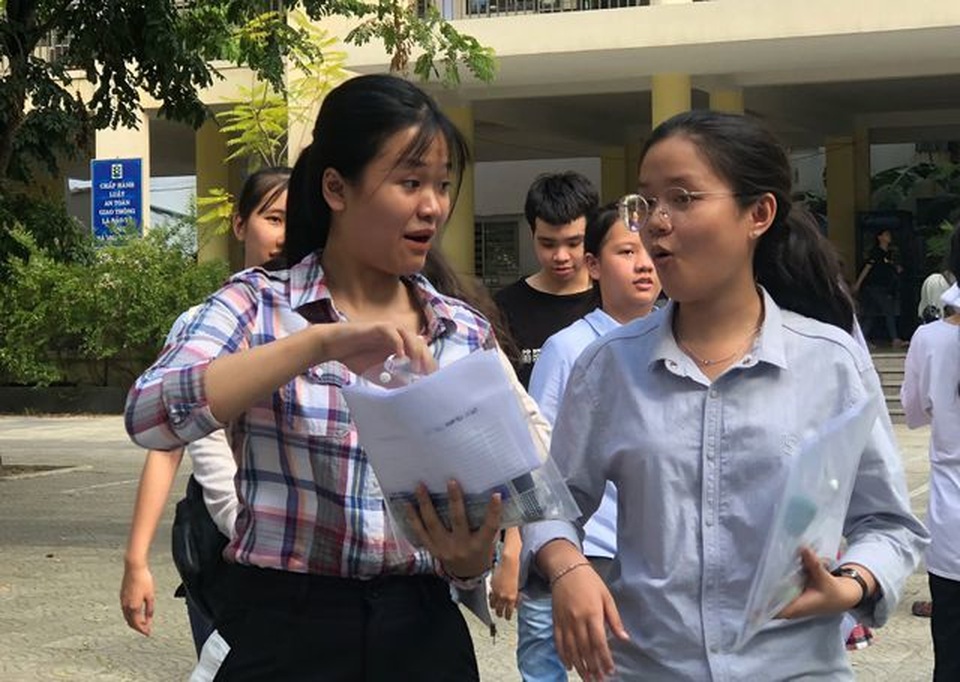 Môn tiếng Nga - Đề thi và đáp án chính thức THPT quốc gia 2019 - 1 Môn tiếng Nga - Đề thi và đáp án chính thức THPT quốc gia 2019 - 1