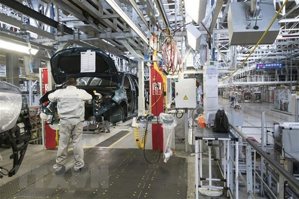 Tỷ lệ thất nghiệp của Eurozone xuống mức thấp nhất trong 11 năm - 1 Tỷ lệ thất nghiệp của Eurozone xuống mức thấp nhất trong 11 năm - 1