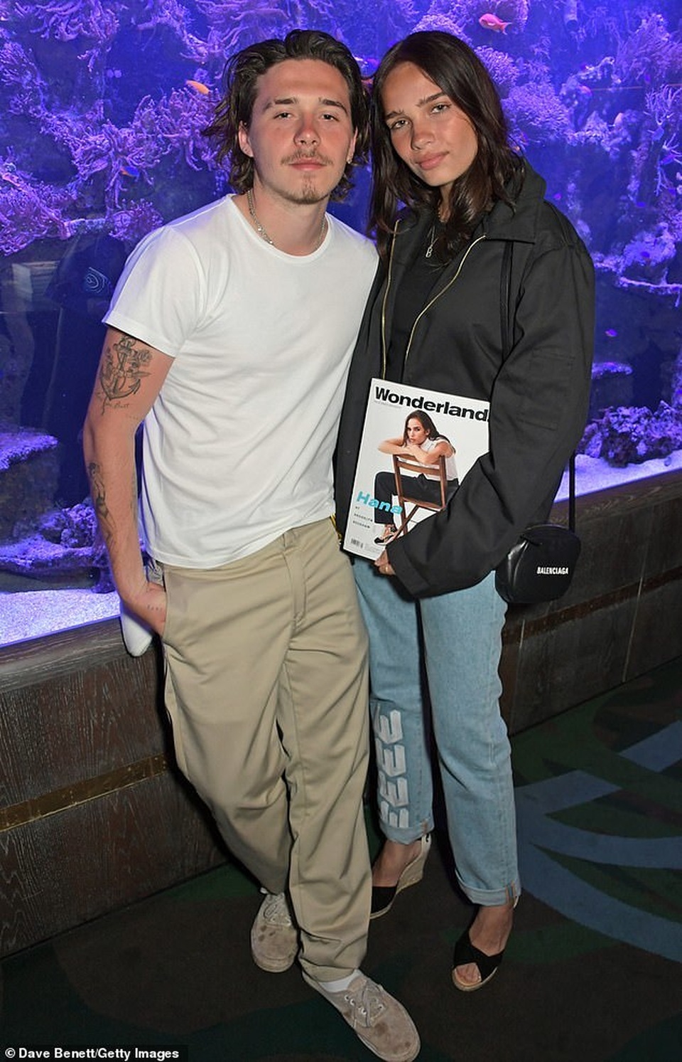 Brooklyn Beckham tươi tắn đưa bạn gái dự sự kiện - 2