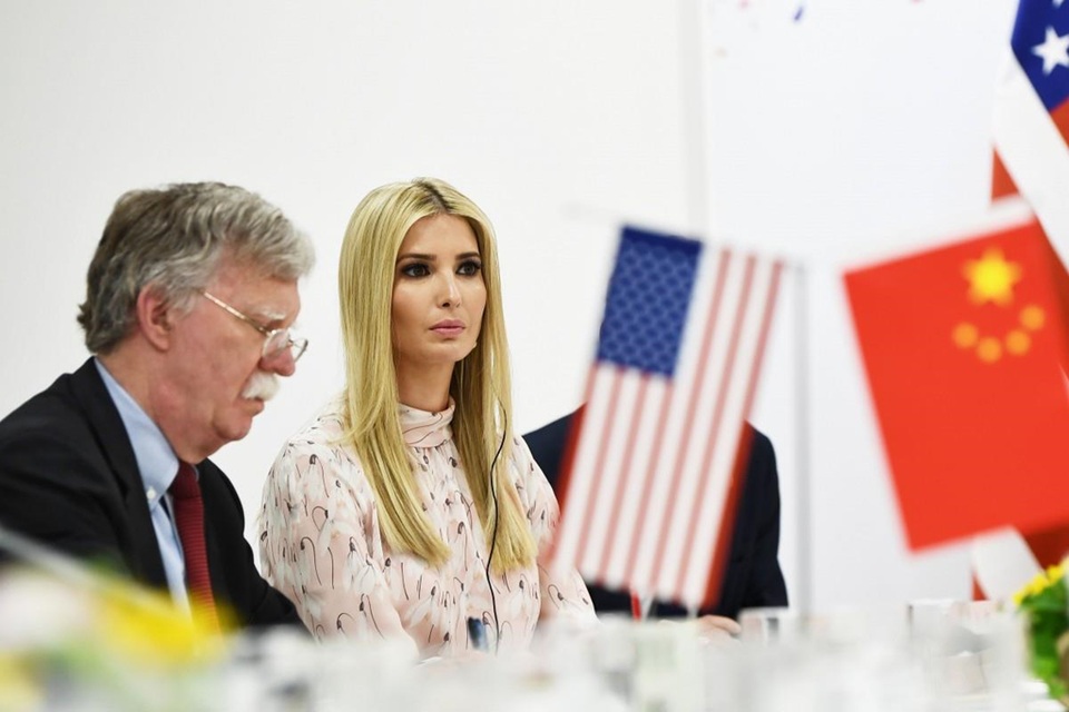 Ông Trump hứng chỉ trích vì để con gái thể hiện “quá đà” tại G20 - 3 Ông Trump hứng chỉ trích vì để con gái thể hiện “quá đà” tại G20 - 3