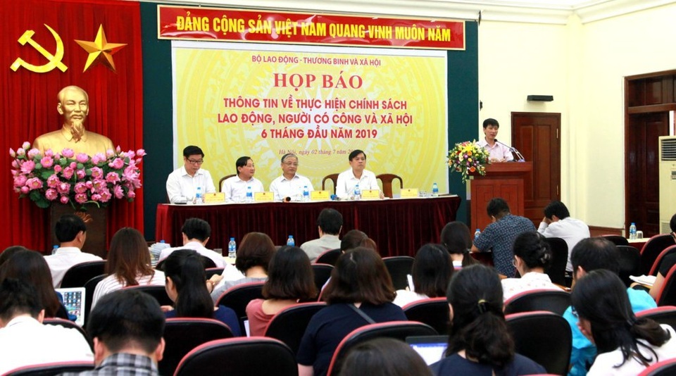 Có bổ sung ngày nghỉ lễ nào sau khi rút đề xuất Ngày 27/7? - 1 Có bổ sung ngày nghỉ lễ nào sau khi rút đề xuất Ngày 27/7? - 1