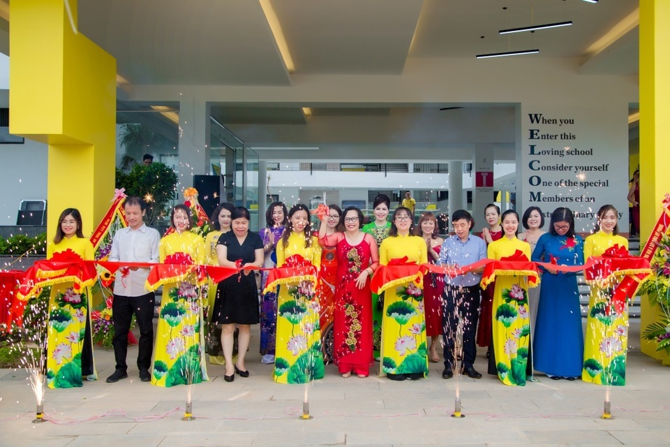 Ghé thăm Dạ Hợp - Ngôi trường “rồng rắn lên mây” giữa thung lũng Hòa Bình - 1 Ghé thăm Dạ Hợp - Ngôi trường “rồng rắn lên mây” giữa thung lũng Hòa Bình - 1
