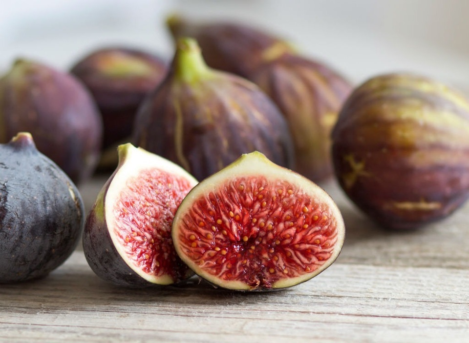 Tẩm bổ quả sung đỏ lựng, hàng xách tay 2 triệu đồng/kg - 2 Tẩm bổ quả sung đỏ lựng, hàng xách tay 2 triệu đồng/kg - 2