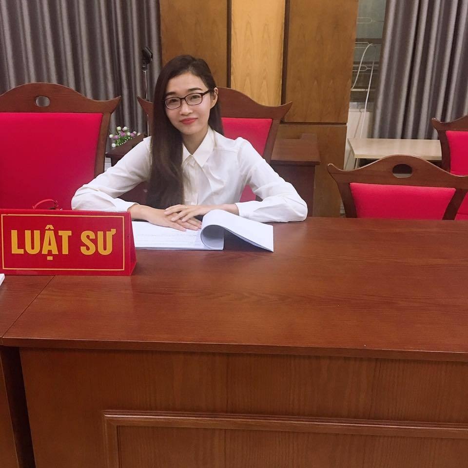 Hoàng Thuỳ tiết lộ số đo 3 vòng của em gái đẹp hơn mình - 10 Hoàng Thuỳ tiết lộ số đo 3 vòng của em gái đẹp hơn mình - 10