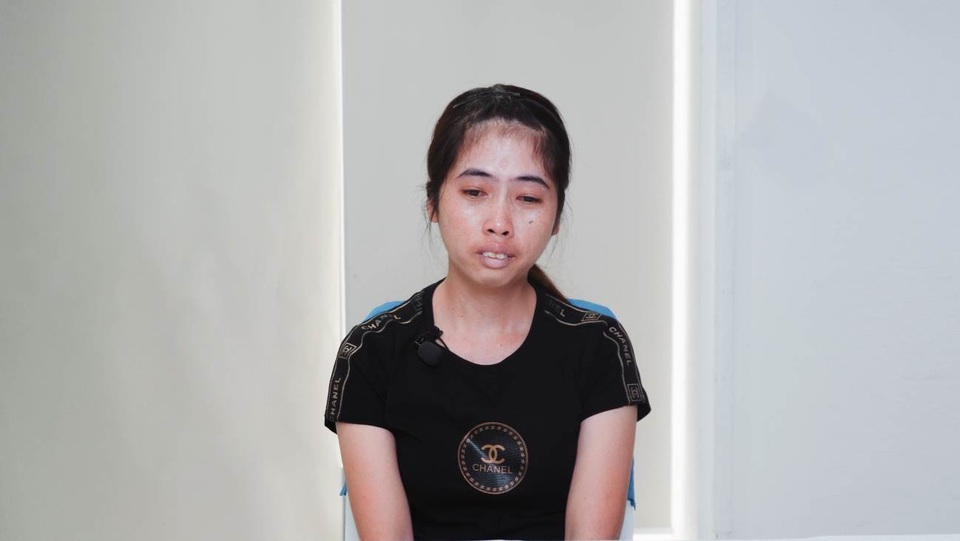 Rơi nước mắt với câu chuyện ngặt nghèo của nữ công nhân khiếm khuyết ngoại hình - 1 Rơi nước mắt với câu chuyện ngặt nghèo của nữ công nhân khiếm khuyết ngoại hình - 1