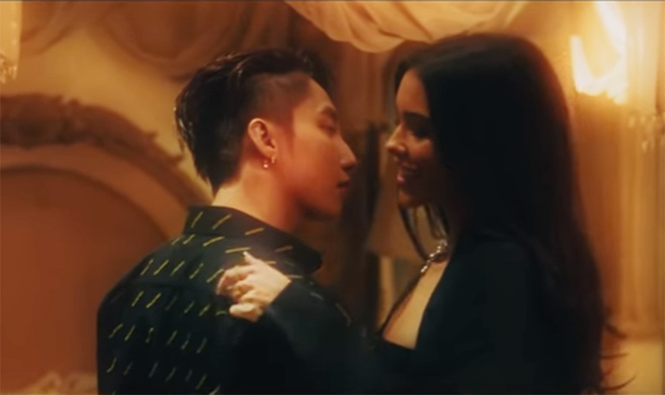 Sơn Tùng M-TP từ chối tiết lộ thông tin về khách mời Madison Beer – bạn gái cũ của Brooklyn - 5 Sơn Tùng M-TP từ chối tiết lộ thông tin về khách mời Madison Beer – bạn gái cũ của Brooklyn - 5
