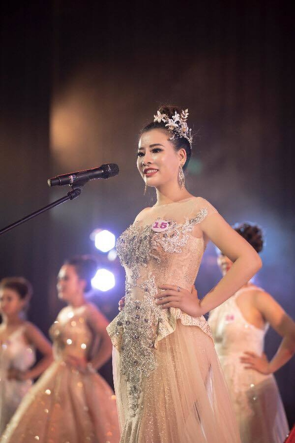 ‘Bầu show’ Thúy Nhân nhận cú đúp Á hậu 2 và Ms được yêu thích nhất tại Ms International Business 2019 - 4 ‘Bầu show’ Thúy Nhân nhận cú đúp Á hậu 2 và Ms được yêu thích nhất tại Ms International Business 2019 - 4