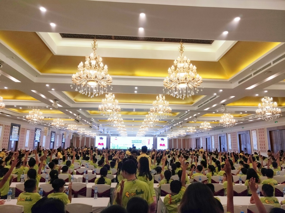 Gần 1.300 thí sinh đã bước vào vòng chung kết kỳ thi “Toán trí tuệ Superbrain toàn quốc lần 8” - 4 Gần 1.300 thí sinh đã bước vào vòng chung kết kỳ thi “Toán trí tuệ Superbrain toàn quốc lần 8” - 4