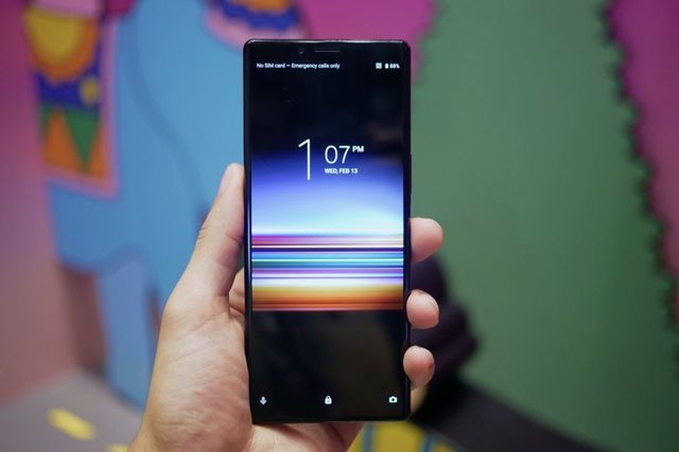 Điểm danh những smartphone cao cấp bán nửa đầu năm 2019 - 4 Điểm danh những smartphone cao cấp bán nửa đầu năm 2019 - 4