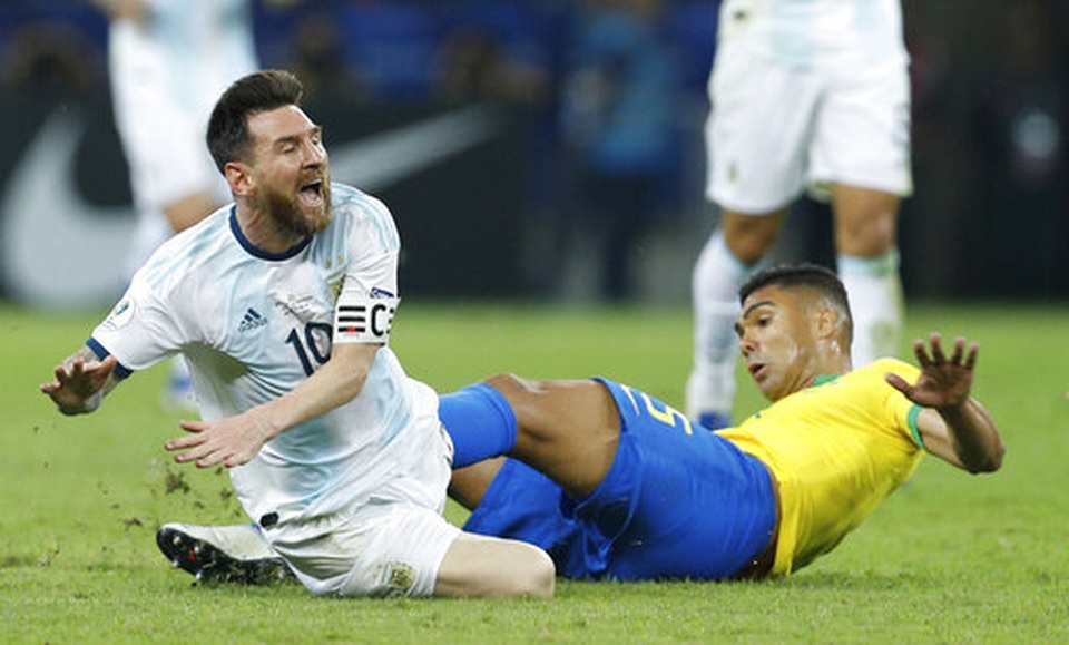 Brazil 2-0 Argentina: Jesus, Firmino đưa đội chủ nhà vào chung kết - 8 Brazil 2-0 Argentina: Jesus, Firmino đưa đội chủ nhà vào chung kết - 8