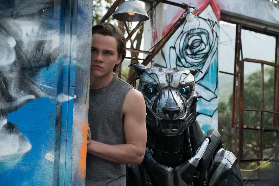 Hè sôi động với nhiều bom tấn tháng 7 trên màn ảnh nhỏ - 4