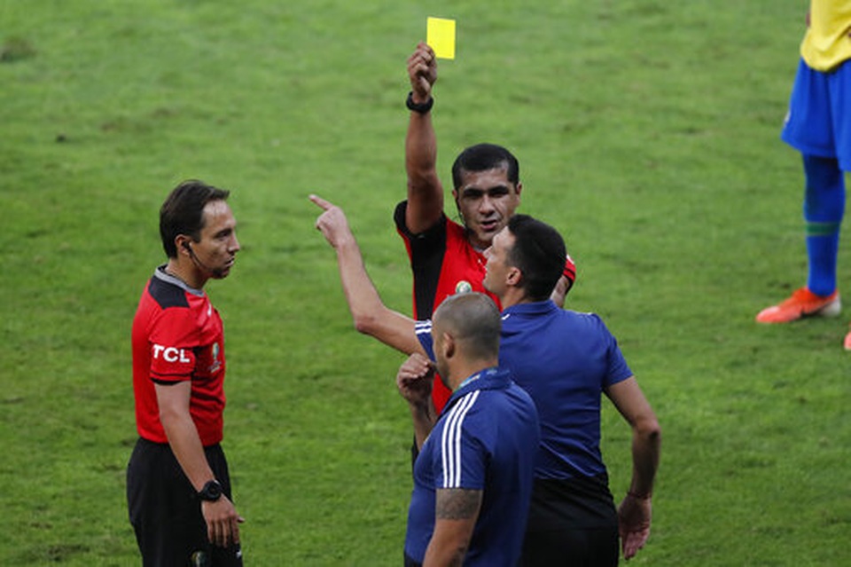 Nhìn lại chiến thắng ngọt ngào của Brazil trước Argentina - 14 Nhìn lại chiến thắng ngọt ngào của Brazil trước Argentina - 14