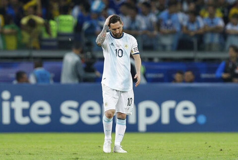 Nhìn lại chiến thắng ngọt ngào của Brazil trước Argentina - 18 Nhìn lại chiến thắng ngọt ngào của Brazil trước Argentina - 18