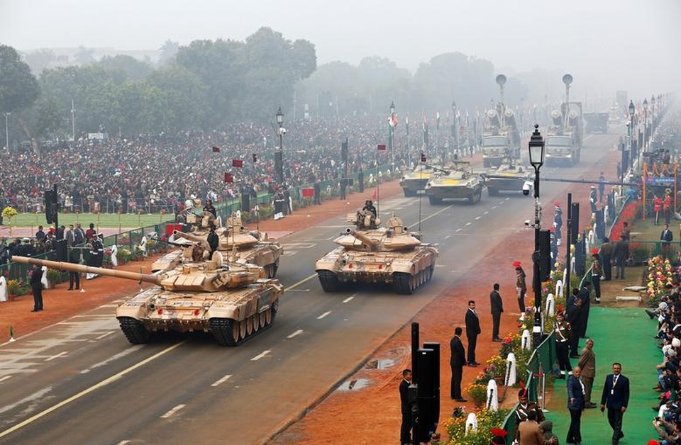 Mãn nhãn lễ duyệt binh của lực lượng quân sự các nước - 11 Mãn nhãn lễ duyệt binh của lực lượng quân sự các nước - 11