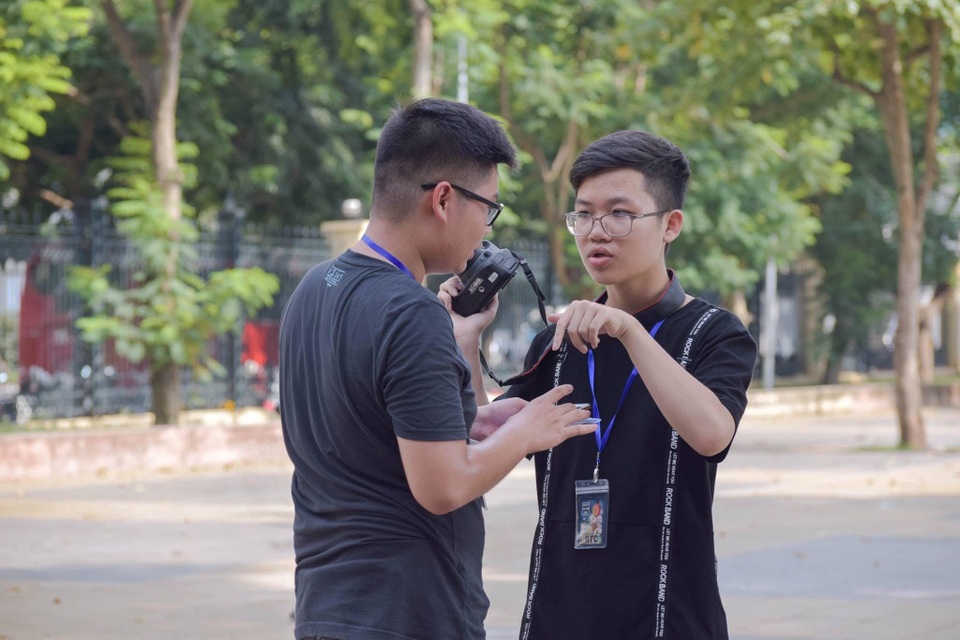 Nam sinh trường Ams nhận học bổng vào ĐH hàng đầu ở Mỹ, Singapore và Trung Quốc - 2 Nam sinh trường Ams nhận học bổng vào ĐH hàng đầu ở Mỹ, Singapore và Trung Quốc - 2