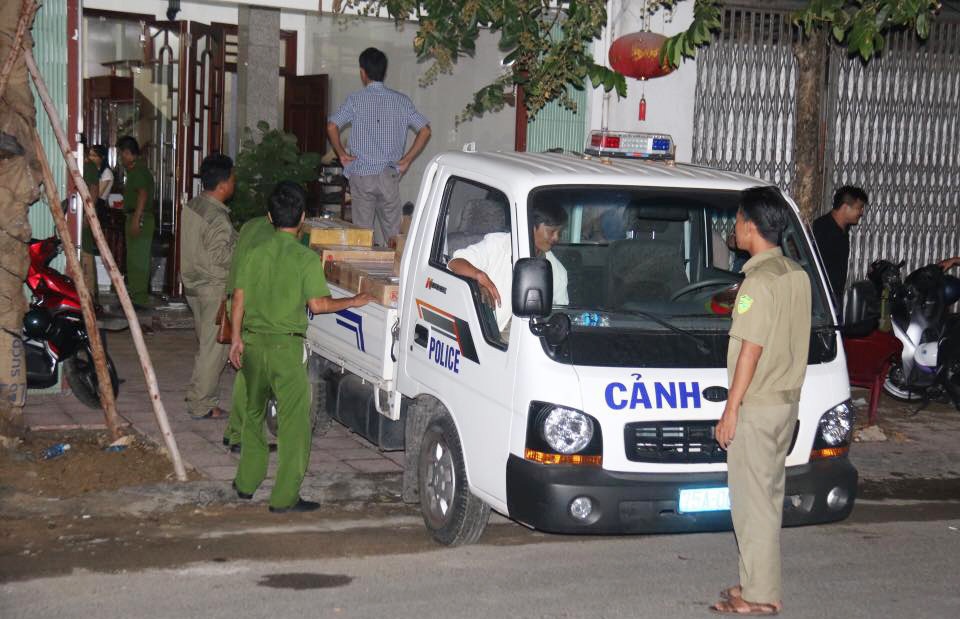 Khởi tố vụ án liên quan “đại gia” kinh doanh vận tải, vật liệu xây dựng xứ Huế - 2 Khởi tố vụ án liên quan “đại gia” kinh doanh vận tải, vật liệu xây dựng xứ Huế - 2