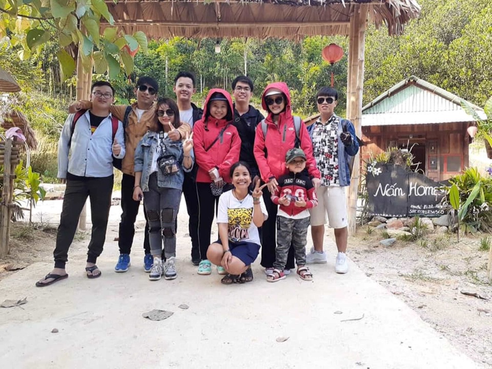 Homestay của cô gái trẻ Cơ tu Homestay của cô gái trẻ Cơ tu